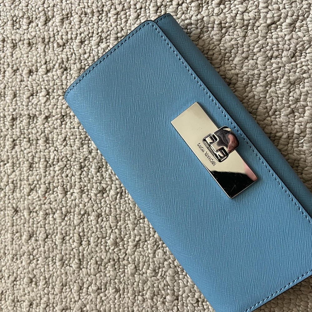 Michael Korda Wallet Light Blue